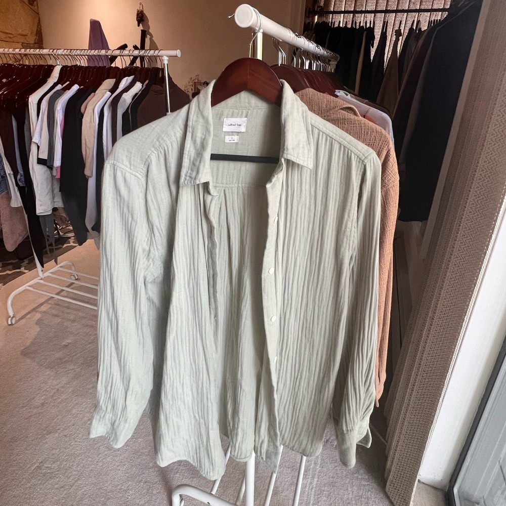 Aritzia sail button down